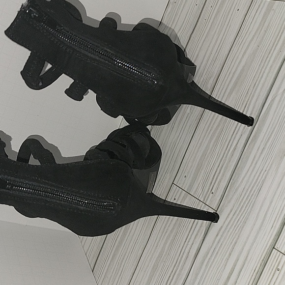 Olivia Ferragamo - Picture 4 of 9